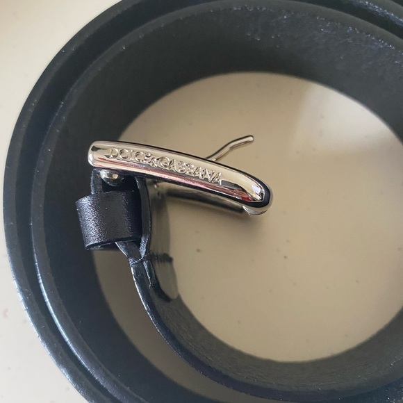 Women’s Dolce & Gabbana Black Belt with Silver Buckle - Picture 4 of 8